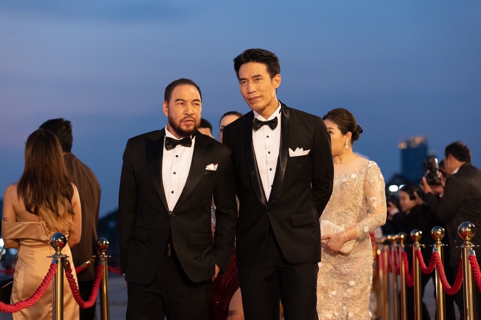 อาตู่ เปิดหน้าสู้ ใต้หล้า