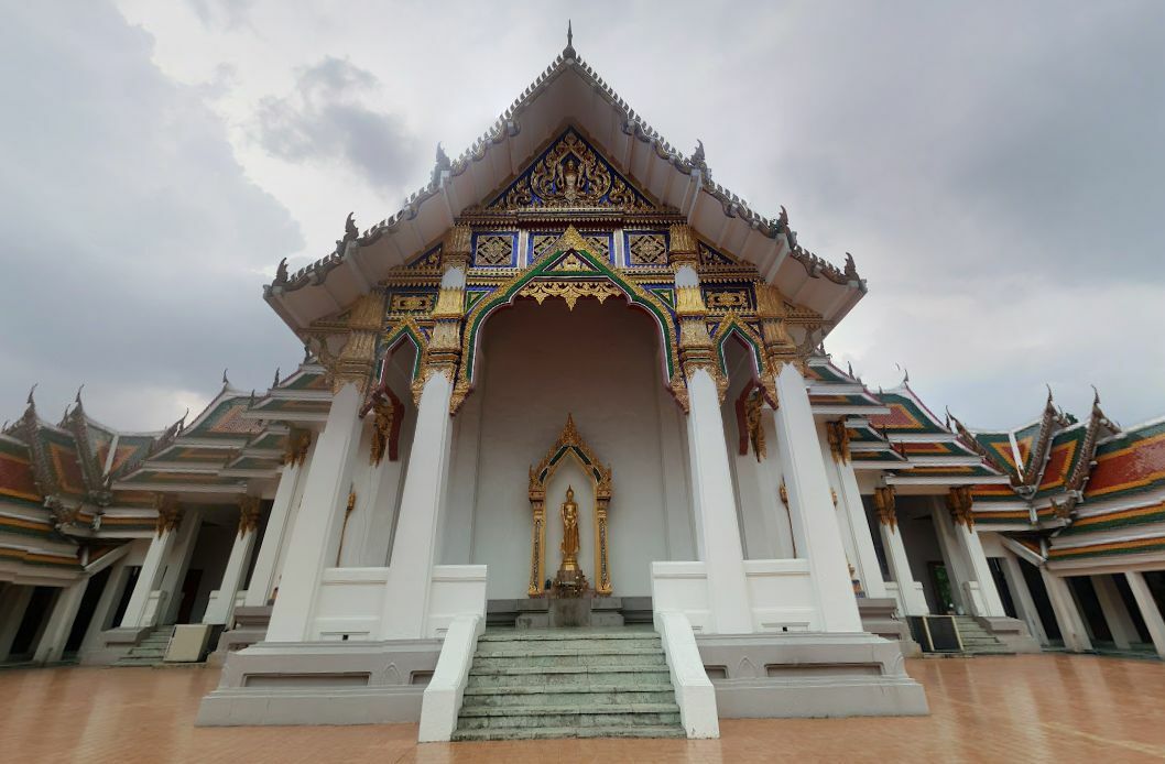 วัดพระศรีมหาธาตุ มรดกคณะราษฎร