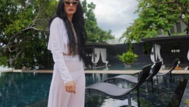 ขวัญ อุษามณี ในชุดทูพีซสีขาว