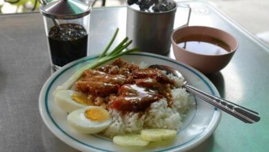 ข้าวหมูแดง