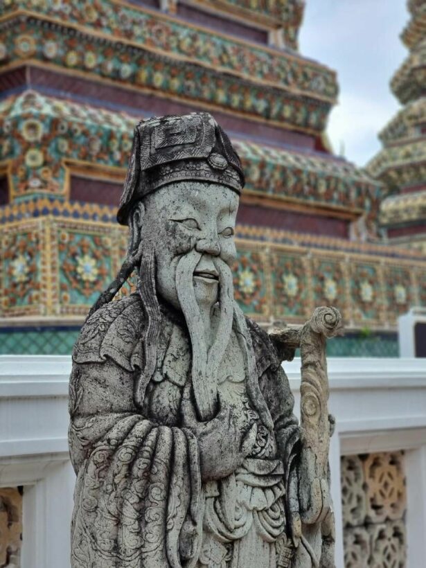 ตุ๊กตาหิน วัดพระแก้ว