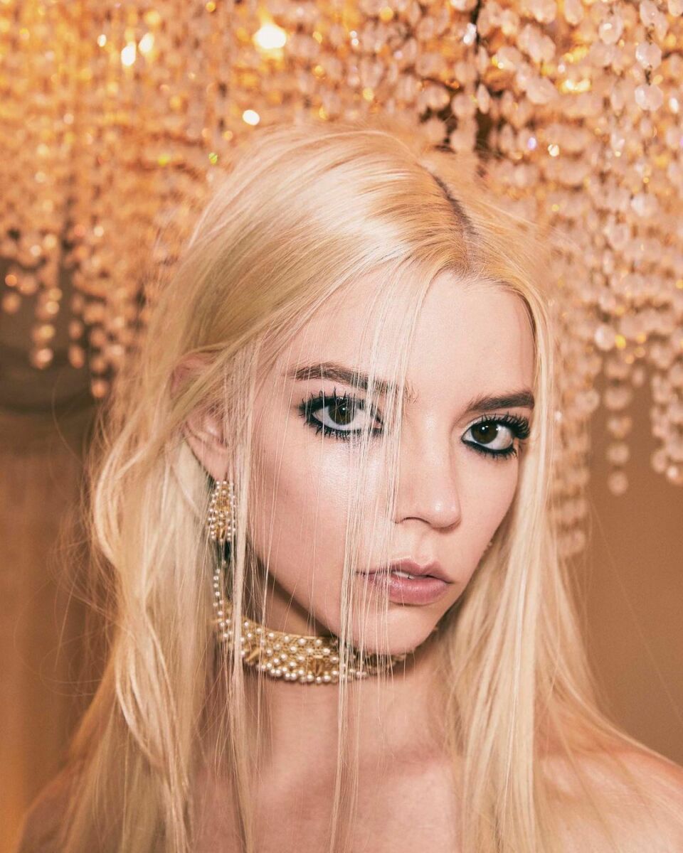 ส่องประวัติ Anya Taylor-Joy