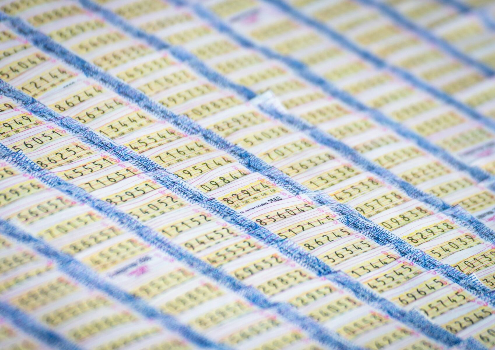 เลขเด็ด หลวงพ่อปากแดง 1 8 65