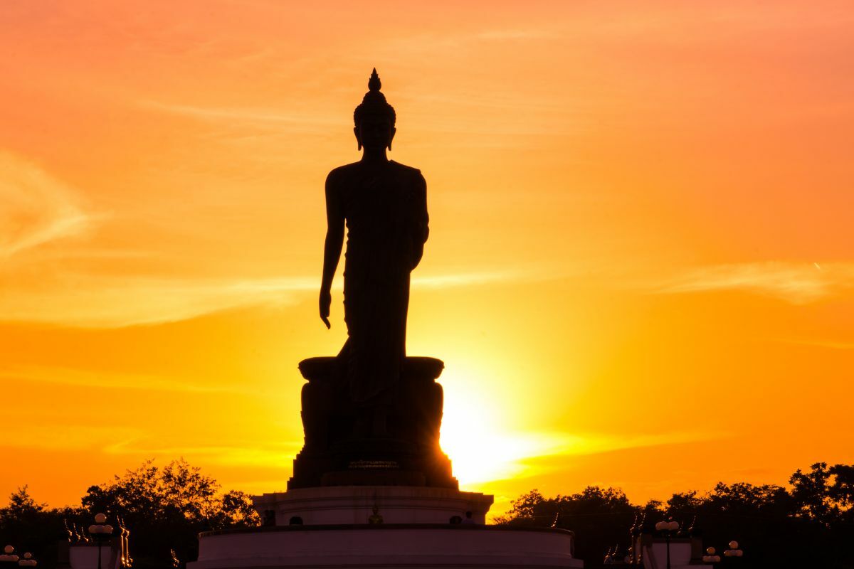 วันพระเดือนสิงหาคม 2565