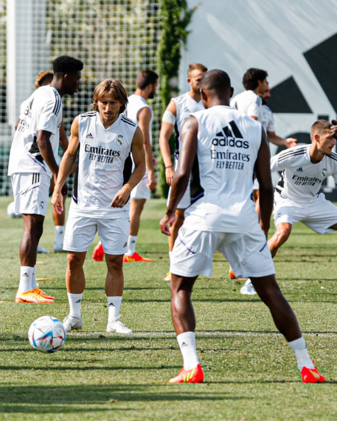 ดูบอลสด ฟุตบอลอุ่นเครื่อง บาร์เซโลน่า พบ เรอัล มาดริด (ลิงก์ดูบอล)