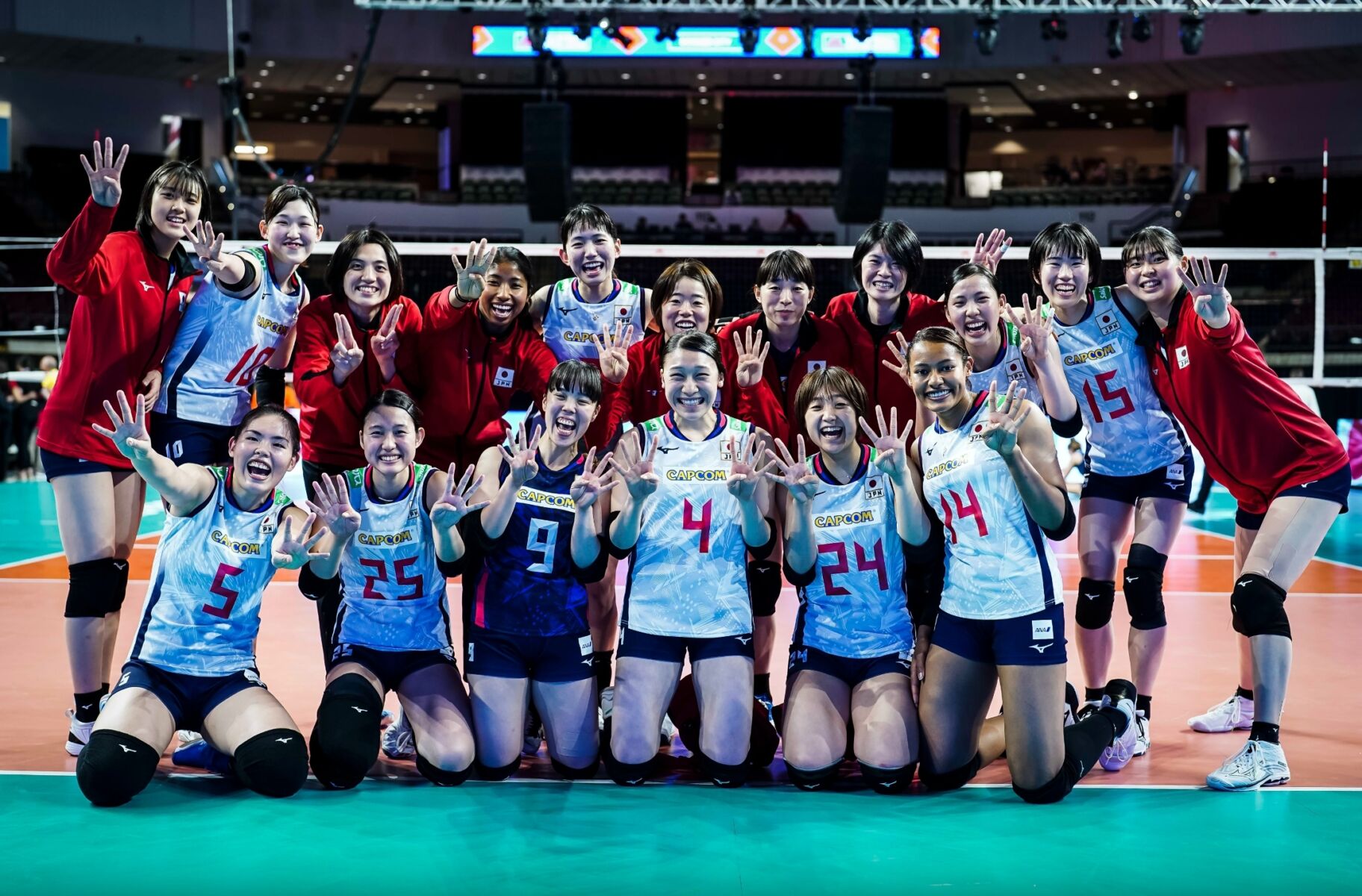 วอลเลย์บอลหญิงญี่ปุ่น รอบ 8 ทีมสุดท้าย พบ บราซิล