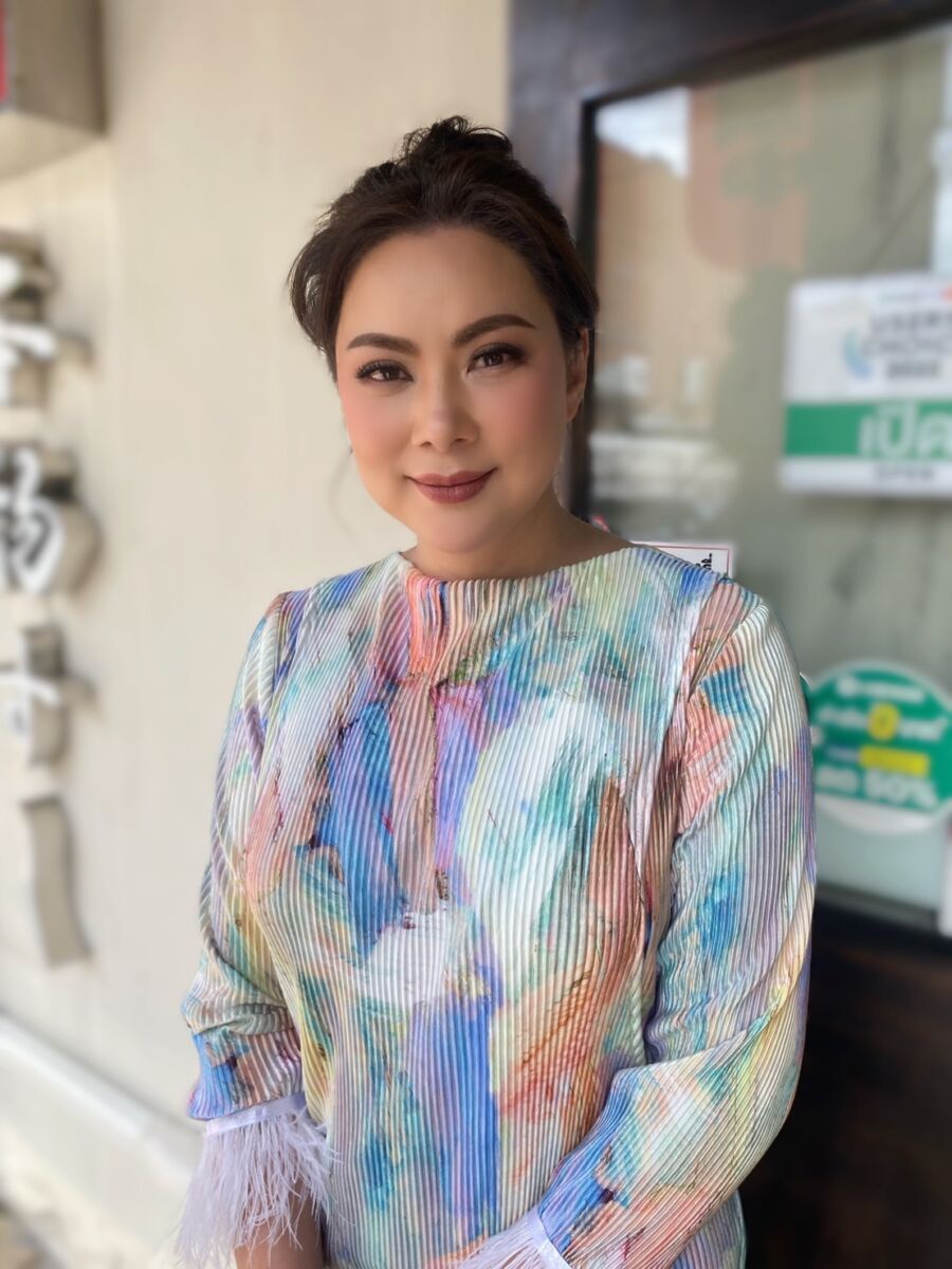 บุ๋ม ปนัดดา โดนแอบอ้าง