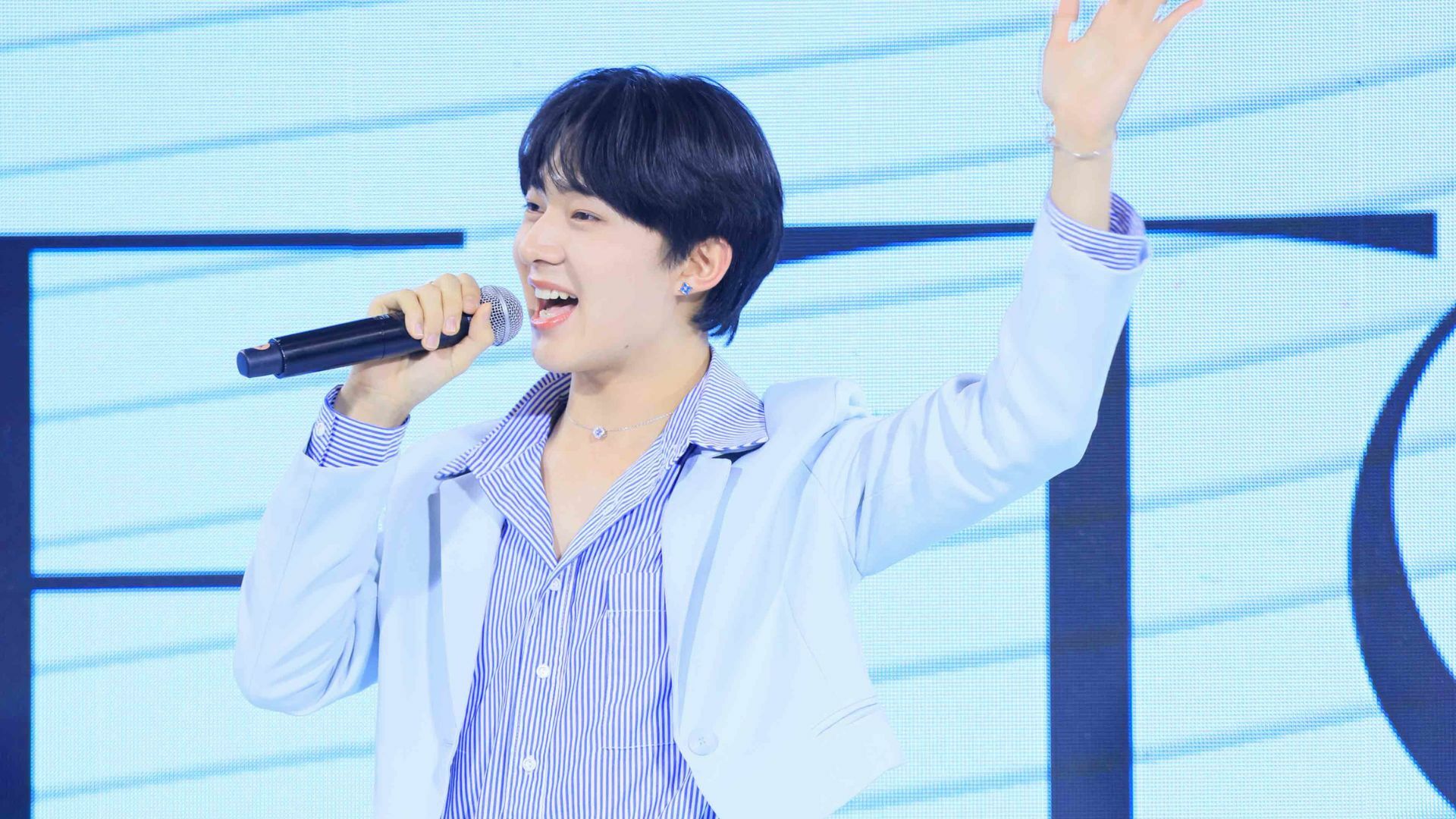 ซี นุนิว ออกงานคู่