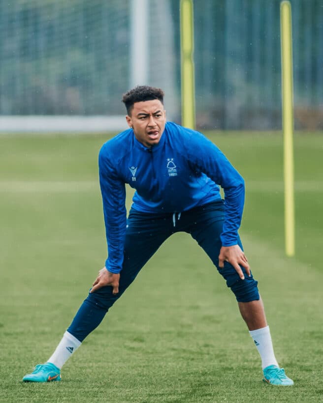 ดูบอลสด พรีเมียร์ลีก ฟอเรสต์ สเปอร์ส