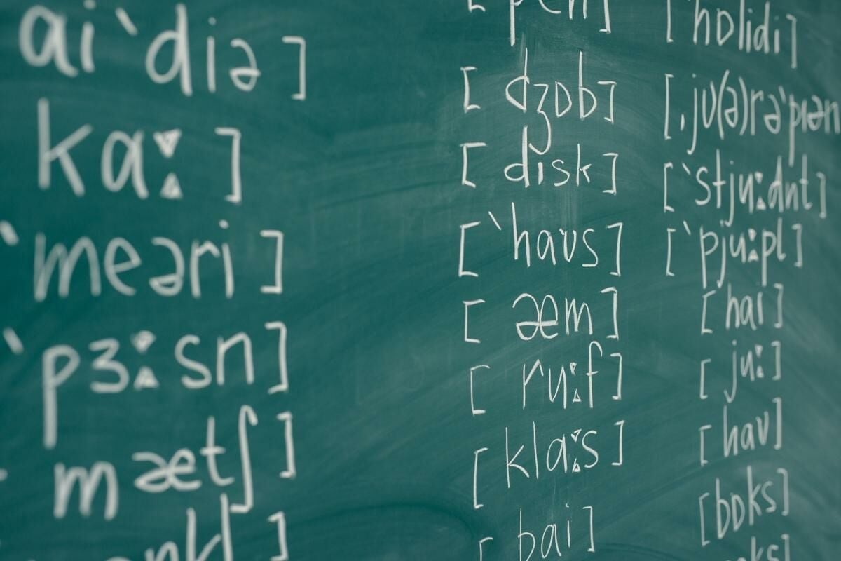 สอนภาษาไทยให้ชาวต่างชาติ