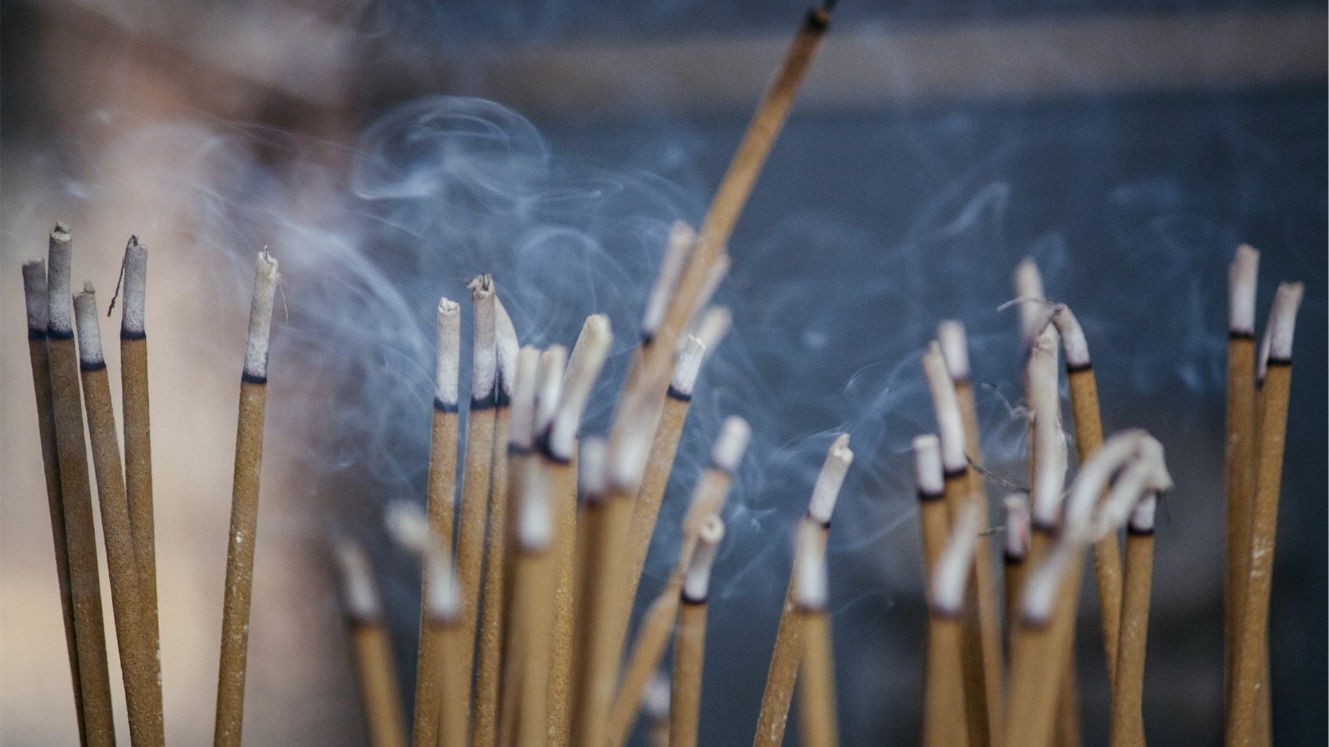 99 แคปชั่นวันบุญข้าวประดับดิน