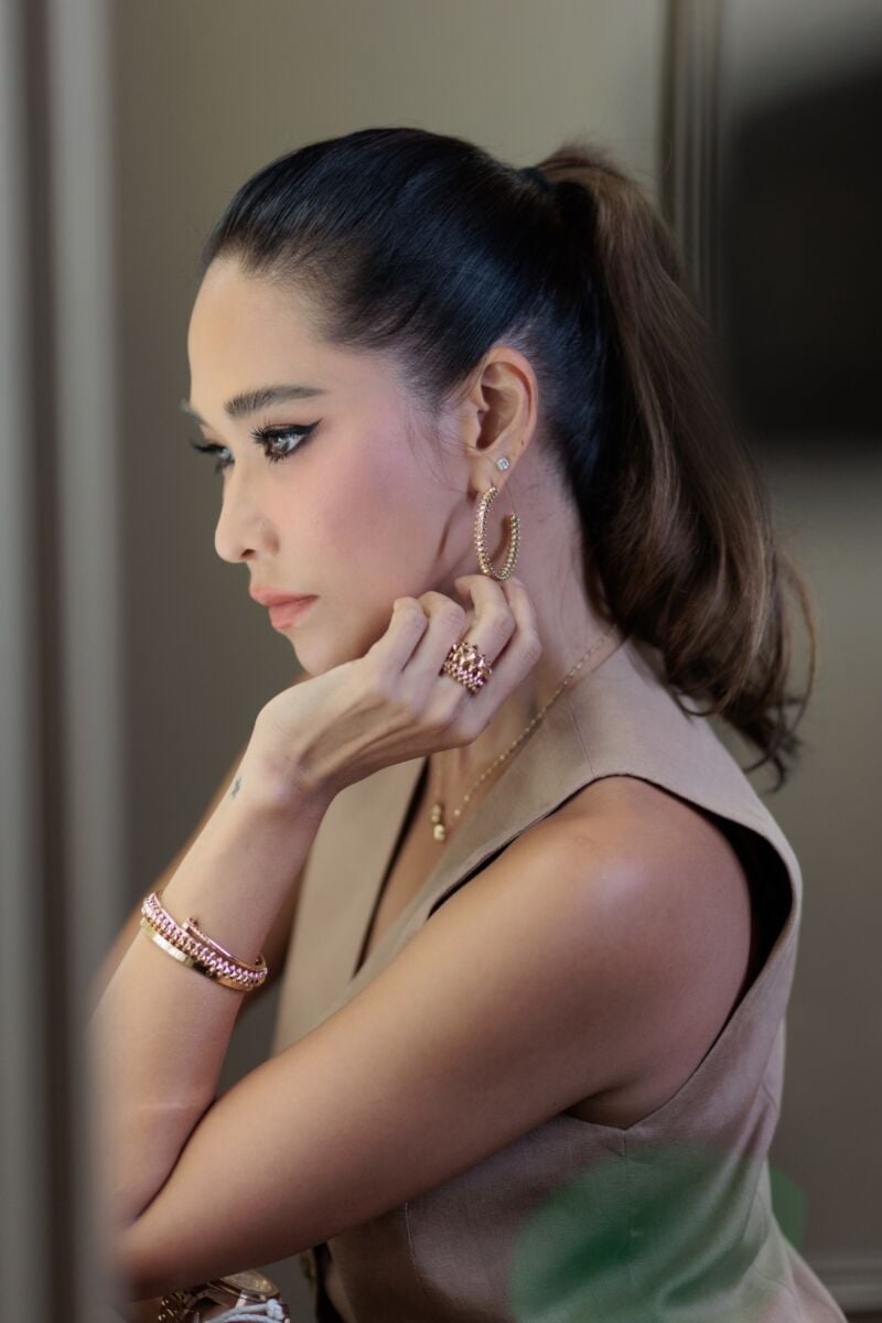 พลอย - เฌอมาลย์ บุญยศักดิ์ Clash de Cartier