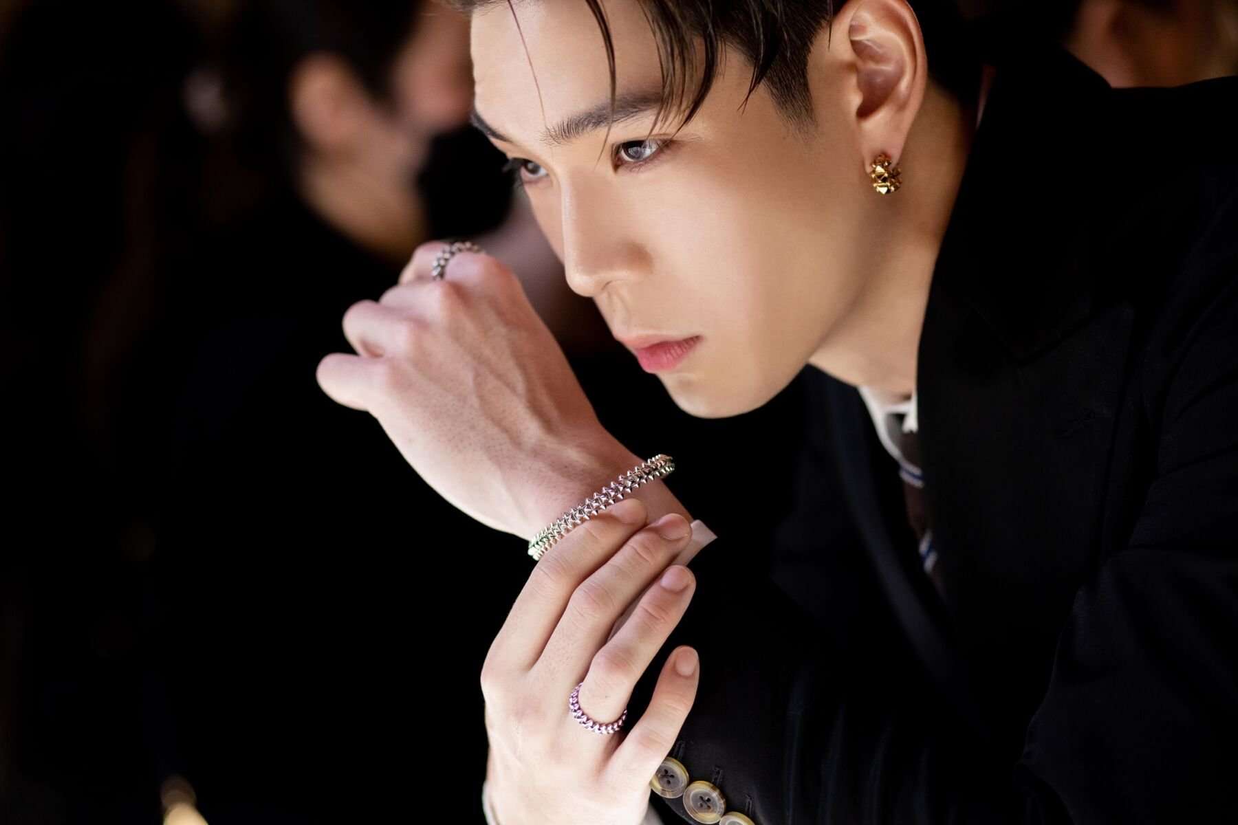 เจเจ - กฤษณภูมิ พิบูลสงคราม Clash de Cartier