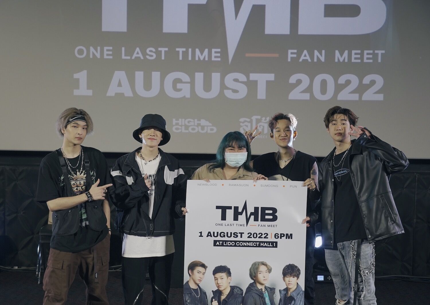 “THB” ประกาศยุติบทบาทฮิปฮอปบอยกรุ๊ป ในงาน THB ONE LAST TIME FAN MEET