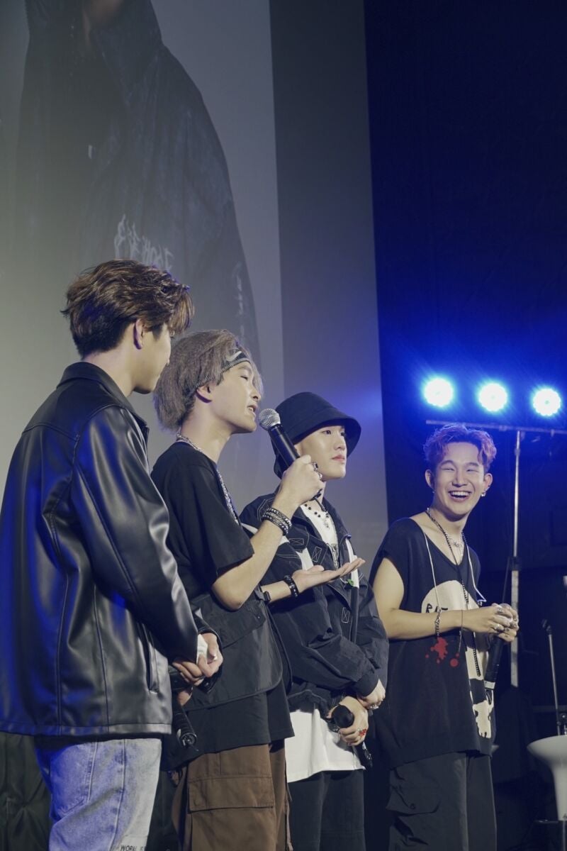 ยุบวง THB