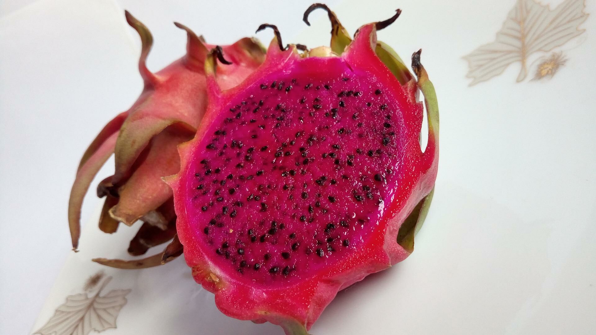 ผลไม้มงคลไหว้วันสารทจีน 2566 แก้วมังกร