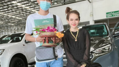 แม่น้ำหนึ่ง ซื้อรถให้ผัว