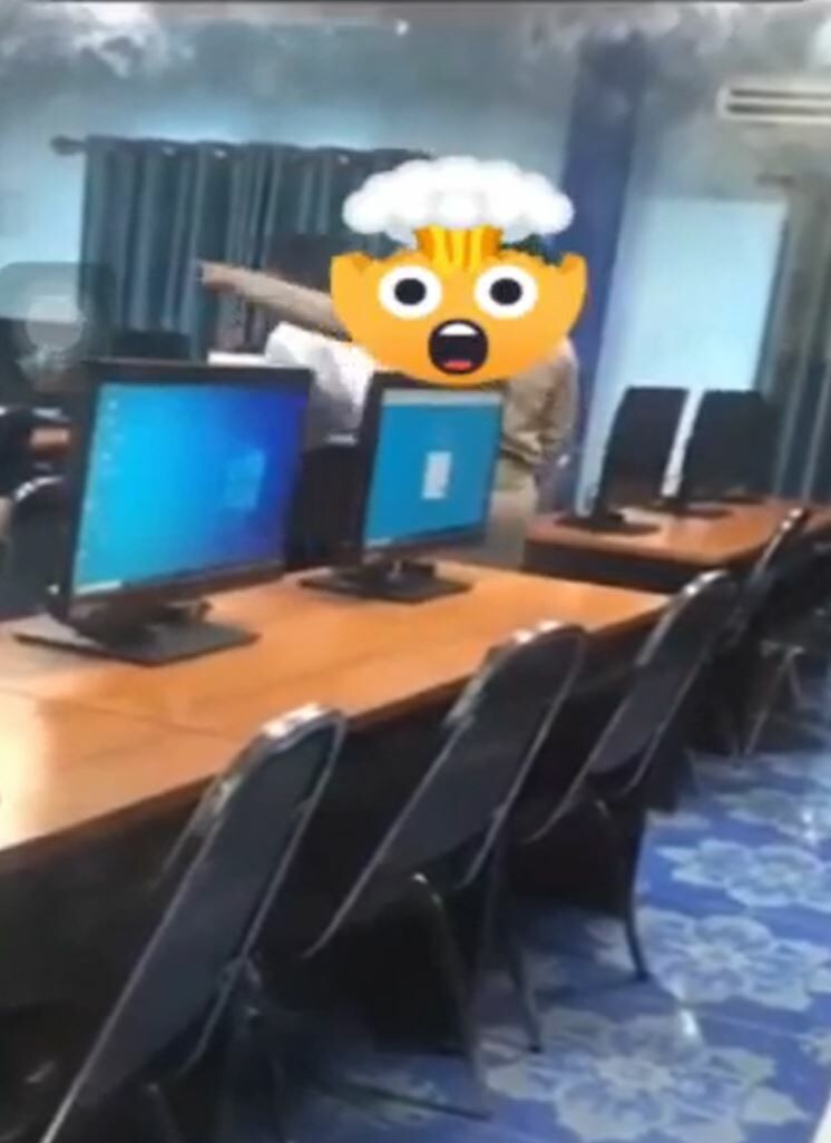 ครูตบบ้องหู นักเรียน