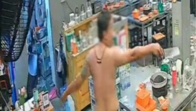 หนุ่มคลั่ง ร้านหมูกระทะ