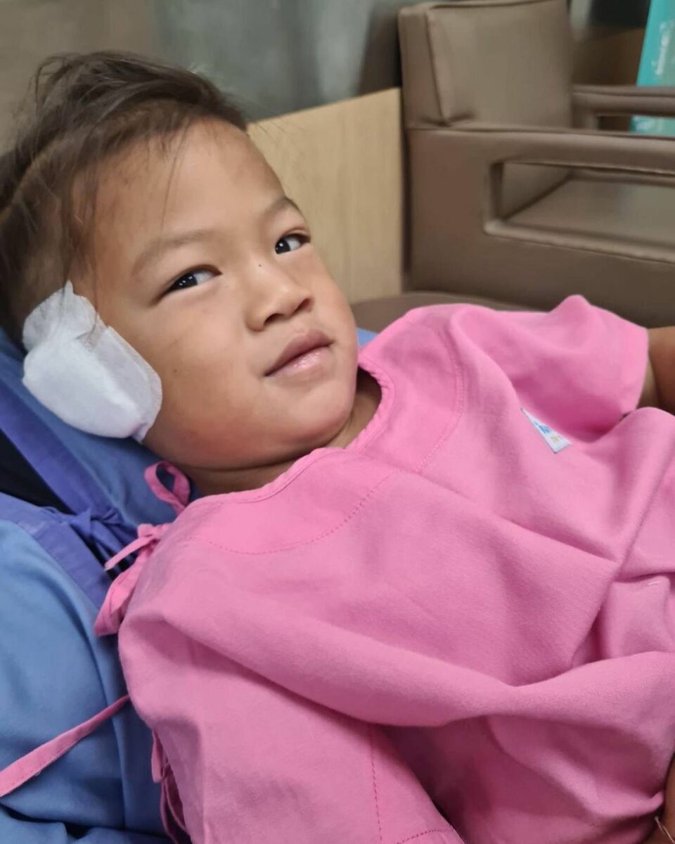 น้องเอเดน ล้มหูกระแทกขอบเตียง