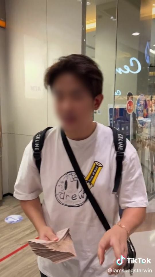 ดาว Tiktok โดนจับที่สิงคโปร์