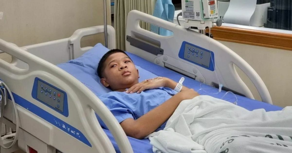 น้องบาส ช่วยเด็กถูกไฟดูดกลางน้ำท่วม