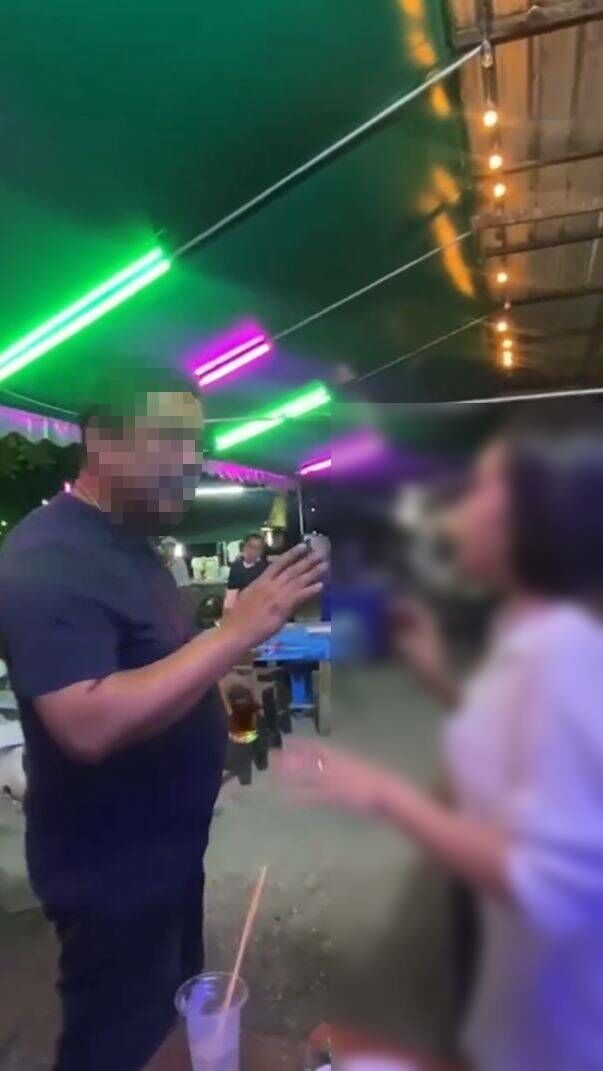 ลูกค้าวิปลวนลามสาว