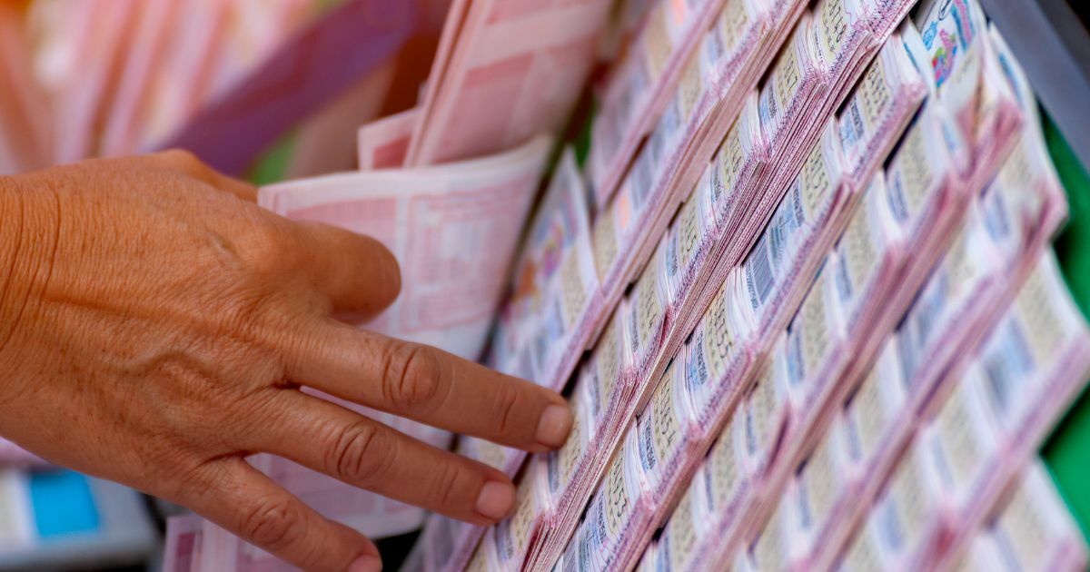 สถิติหวยออกวันศุกร์ ย้อนหลัง 16 9 65