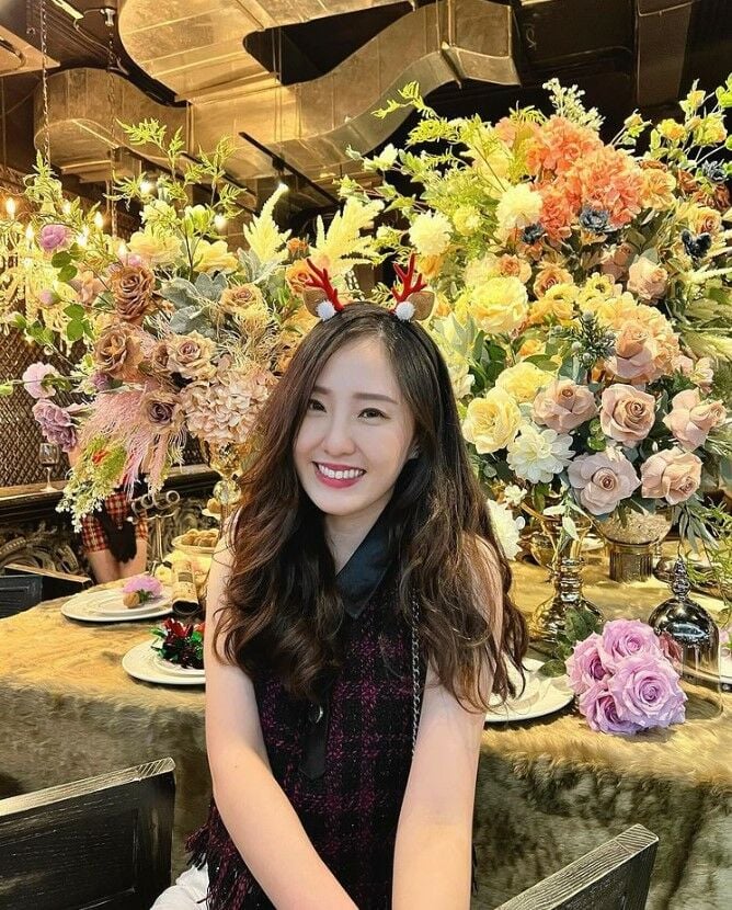 หมอเยลลี่ มาร์ช จุฑาวุฒิ