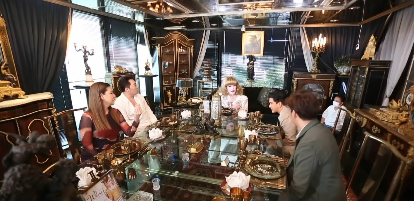 คฤหาสน์ ไฮโซสุมณี