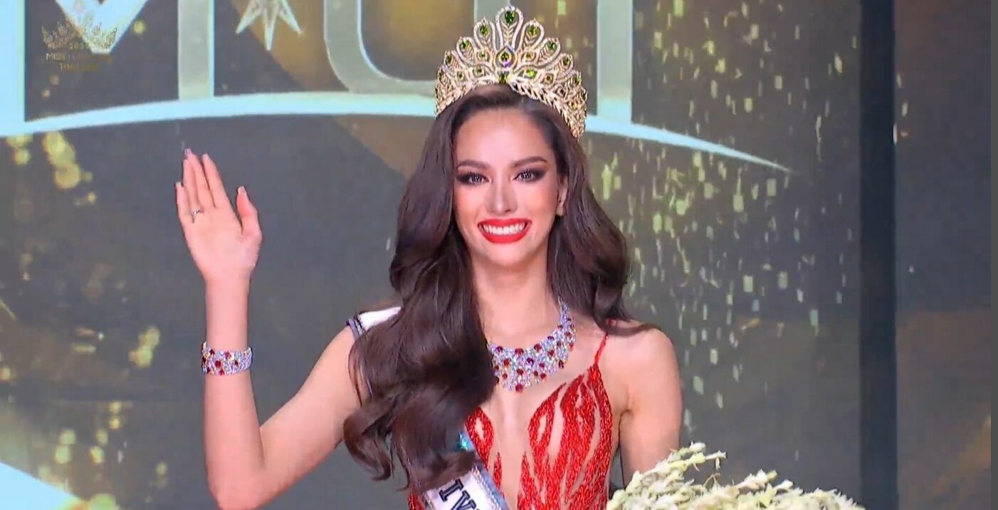 แอนนาไปประกวดนิวออร์ลีนส์