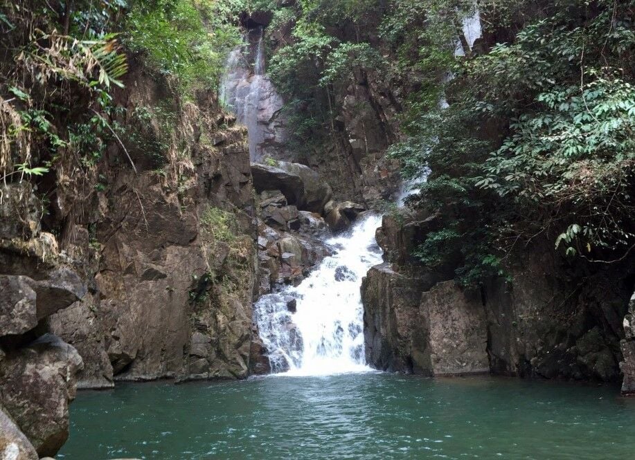 น้ำตกพลิ้ว ที่เที่ยววันหยุดยาว 3 วัน