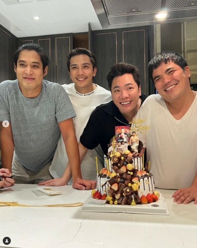 ประวัติ มดดำ คชาภา