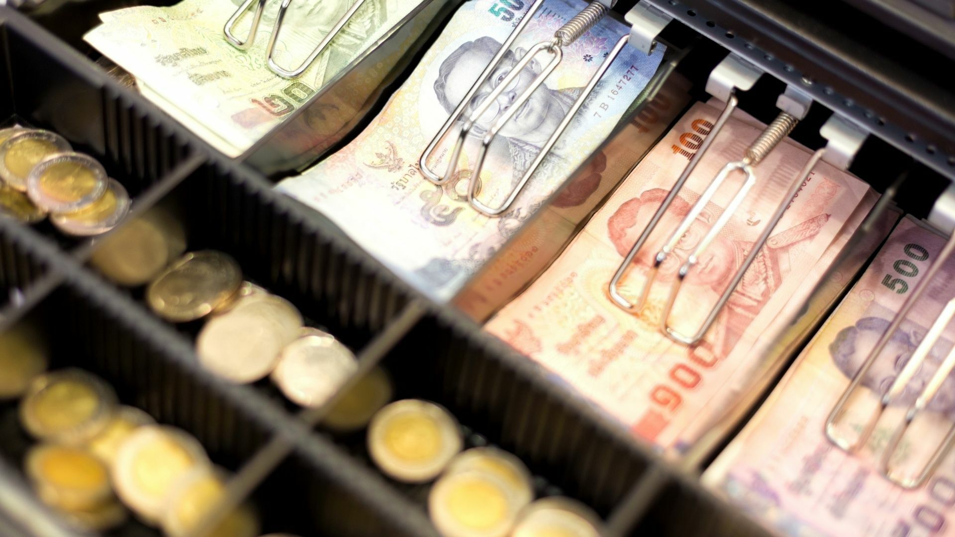 ฝันว่าได้เงินแสน