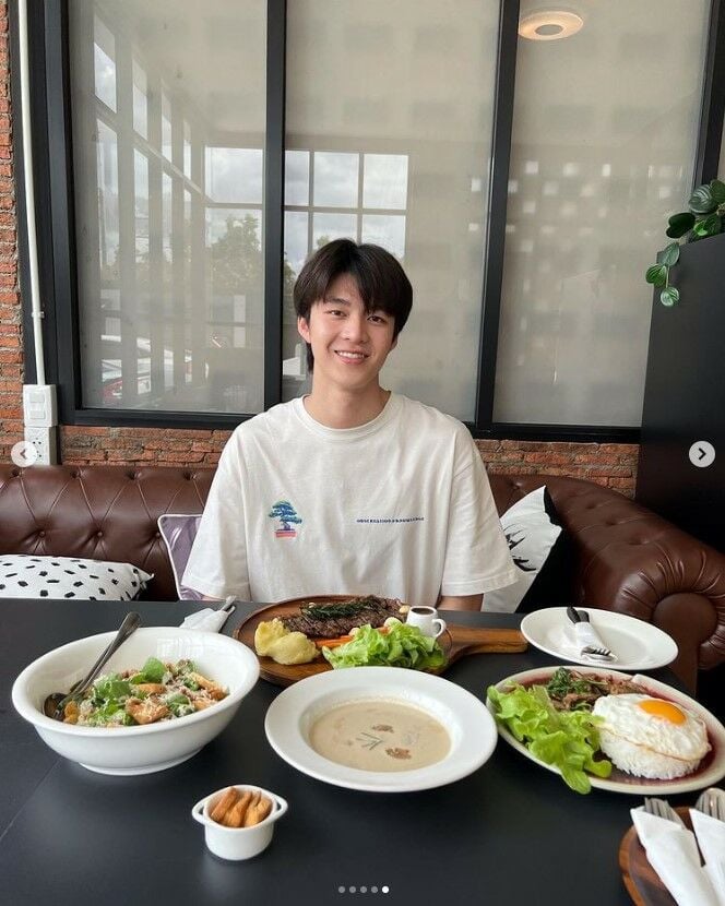 มีน นิชคุณ ขจรบริรักษ์