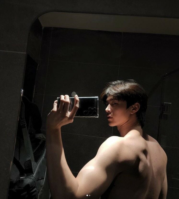 มีน นิชคุณ ขจรบริรักษ์