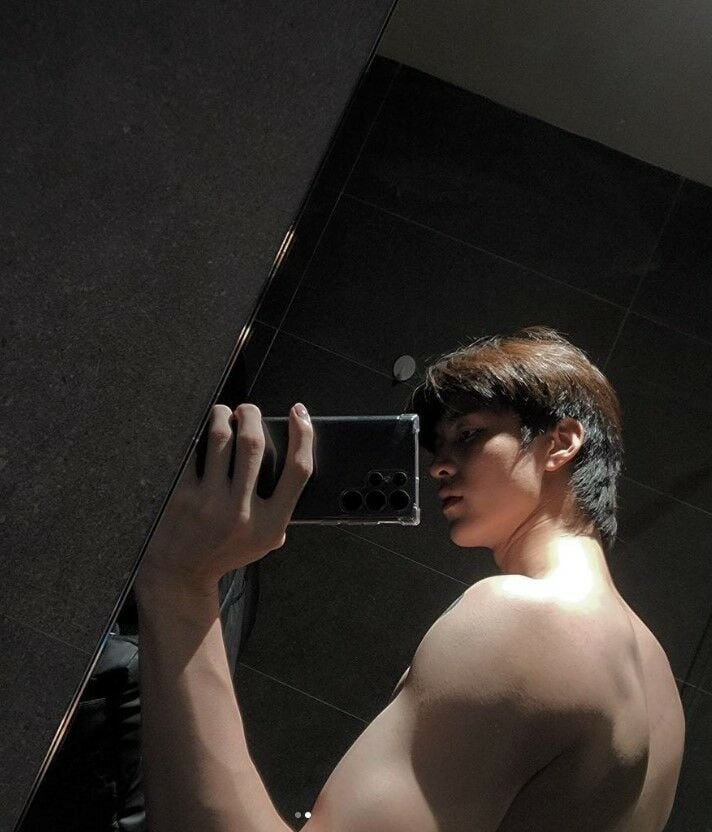 มีน นิชคุณ ขจรบริรักษ์