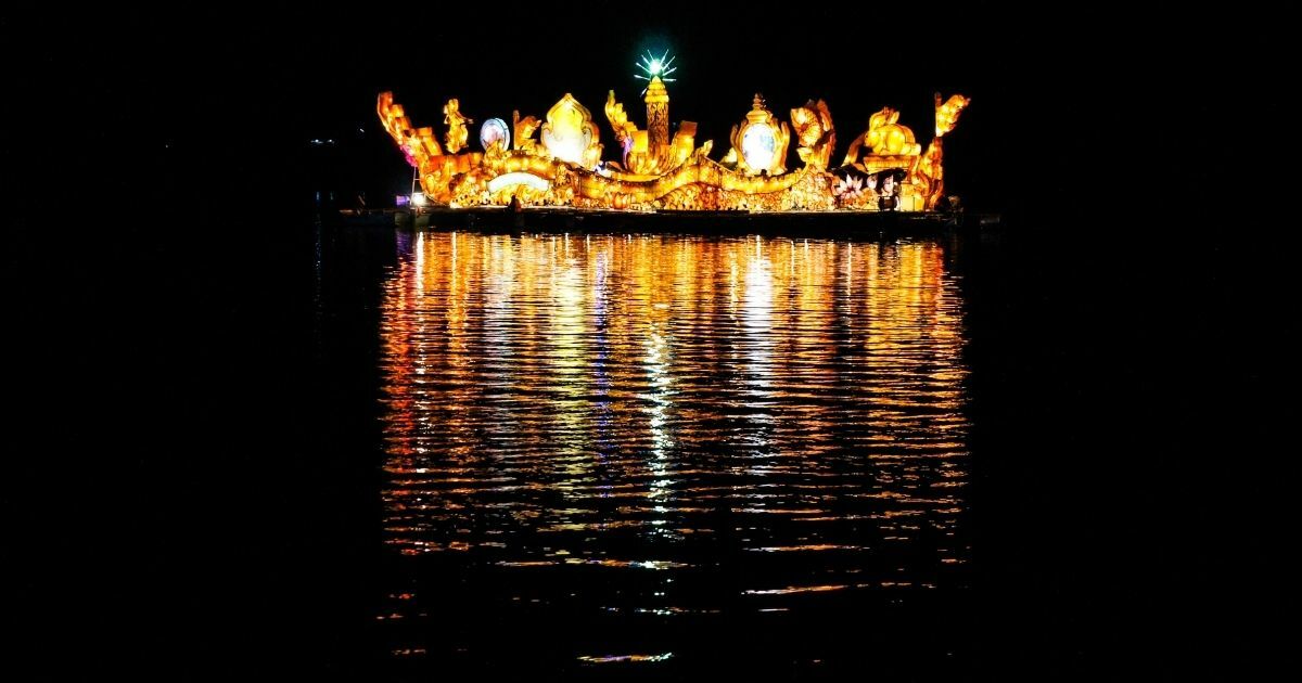 แคปชั่นบั้งไฟพญานาค 2565