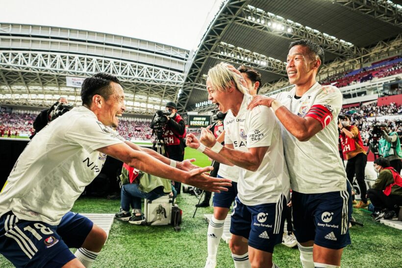 บทสรุป เจลีก 2022 มารินอส ฟรอนตาเล่