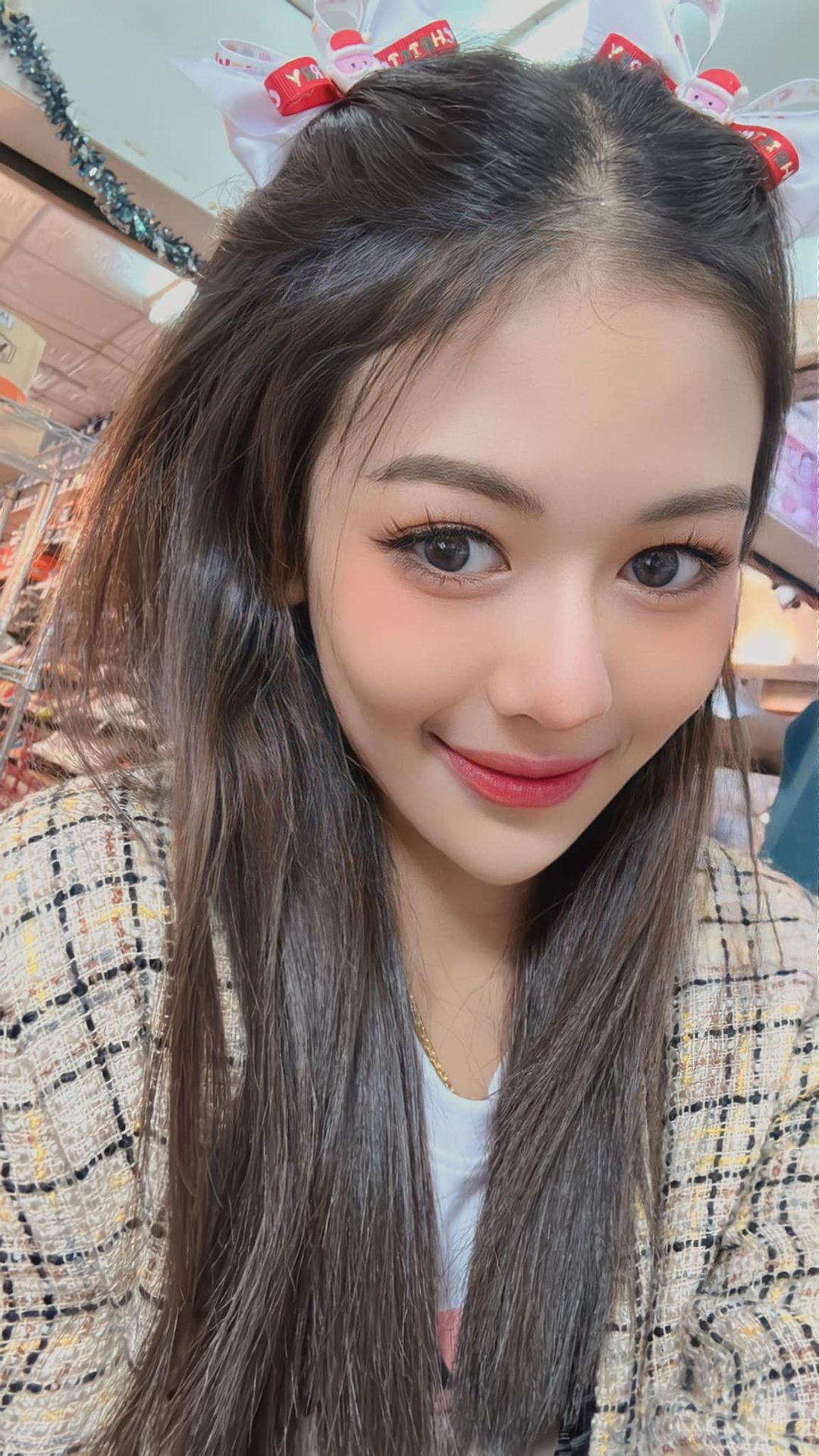 ประวัติ ยูกิ เพ็ญผกา