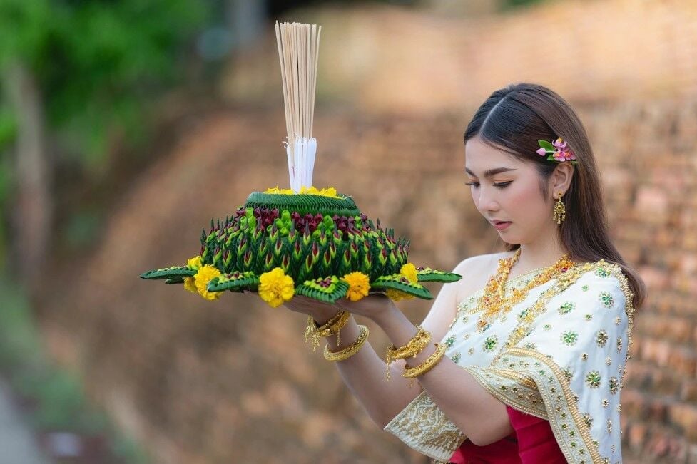 ฝันว่าลอยกระทง