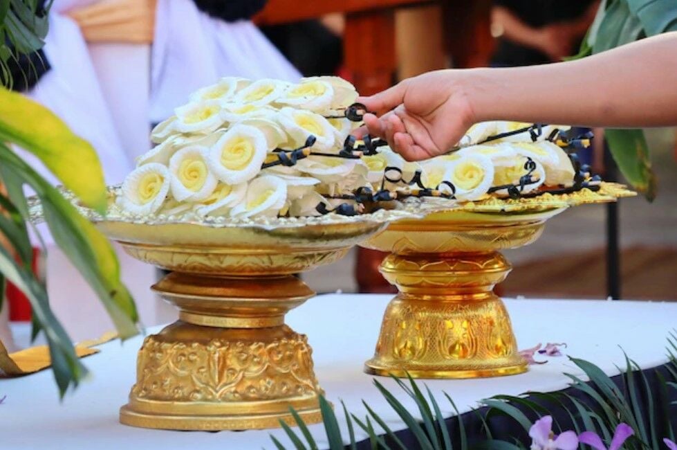 ฝันเห็นศพ