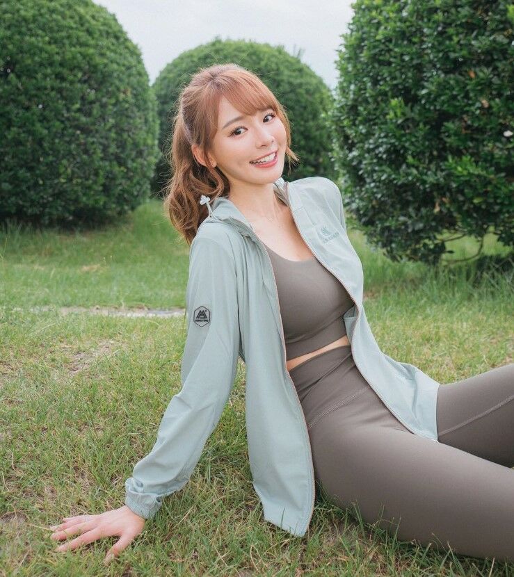 ลิซ่า ไต้หวัน บัวขาว