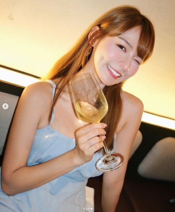 ลิซ่า ไต้หวัน บัวขาว