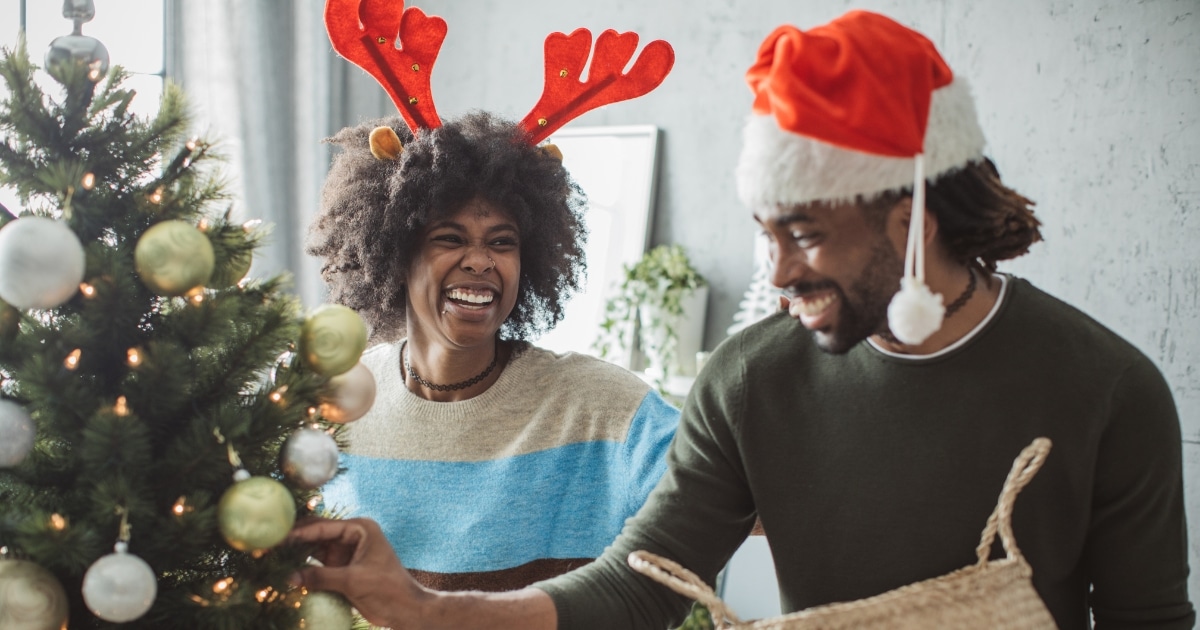 ห้ามสวมเสื้อผ้ารัดรูป