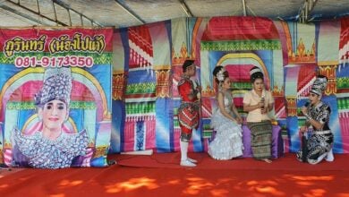 เลขเด็ด จ้างลิเกแก้บนผีไร้ญาติ
