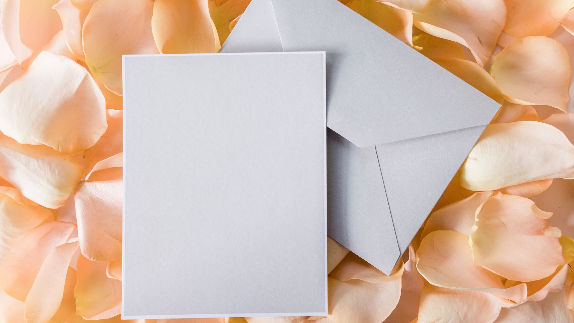 ฝันว่าได้ซองขาว