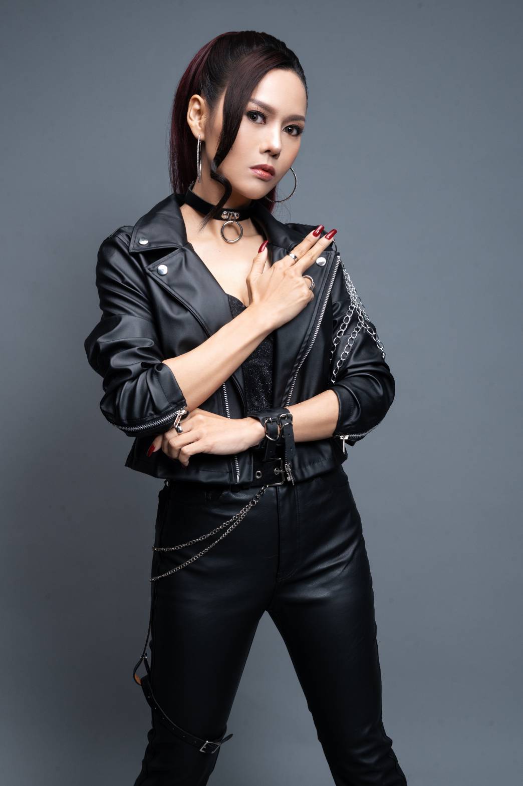 เอรีน ไตรโทน ขอกินตับแลกเพลง