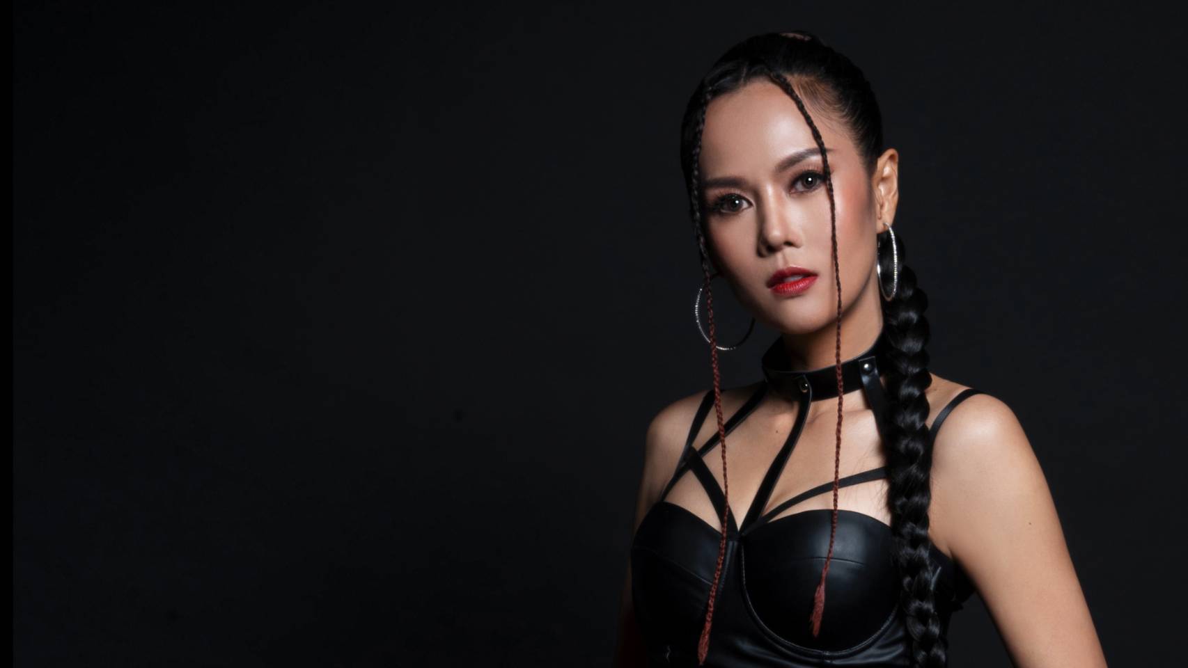 เอรีน ไตรโทน ขอกินตับแลกเพลง