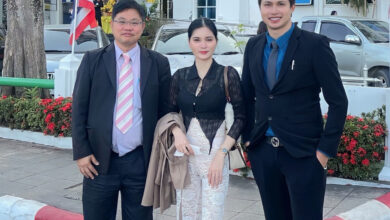 เอ๋ มิรา น้องขูดมะพร้าว